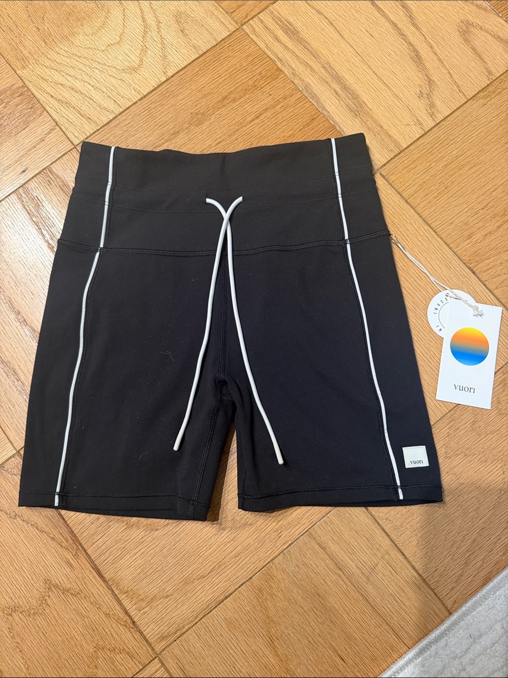 Vuori Black Bike Shorts with White Piping